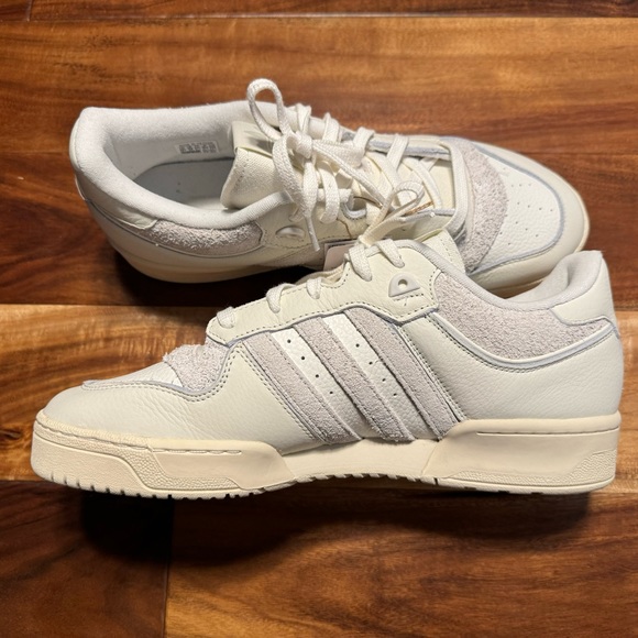 SOLD❗️- Adidas Rivalry 86 Low Off White/Orbit Grey IE7139 - Size 12.5 - Picture 6 of 16